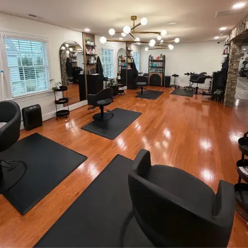 Image of hair stylist gallery at Lusso Hair Studio & Spa located in Winston-Salem, NC.